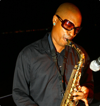 Jimmy bir saksafoncu